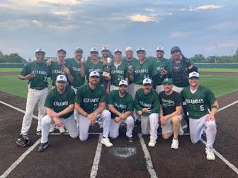 A group of baseball players posing for a picture
AI-generated content may be incorrect.